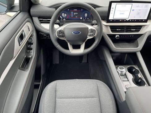 New 2026 Ford Explorer Active image 20