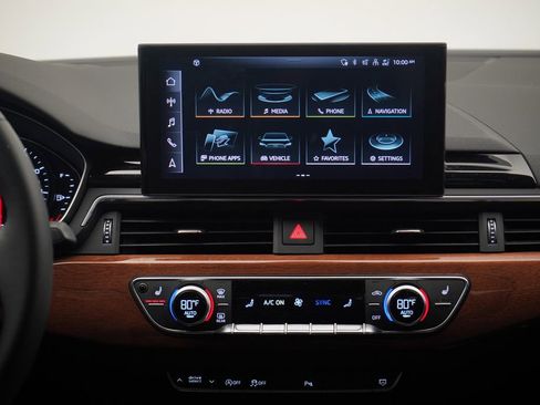 Used 2023 Audi A4 2.0T Premium w/ Convenience Package image 11