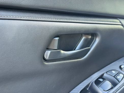 Used 2024 Nissan Sentra S FWD image 11