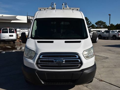 Used 2015 Ford Transit 150 XLT image 2