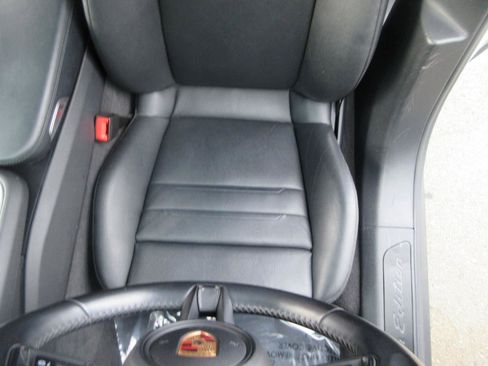 Used 2023 Porsche Panamera Platinum Edition RWD image 10