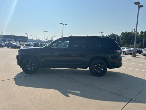 New 2025 Jeep Grand Cherokee L Limited w/ Luxury Tech Group II image 6