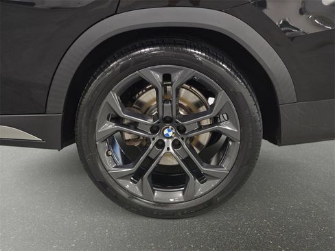 Used 2021 BMW X6 sDrive40i w/ Convenience Package image 31