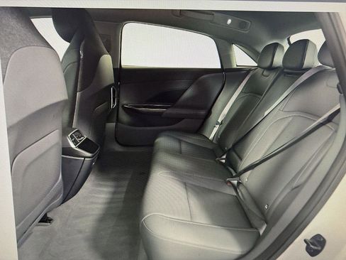 Used 2025 Lucid Air Touring AWD/4WD image 7