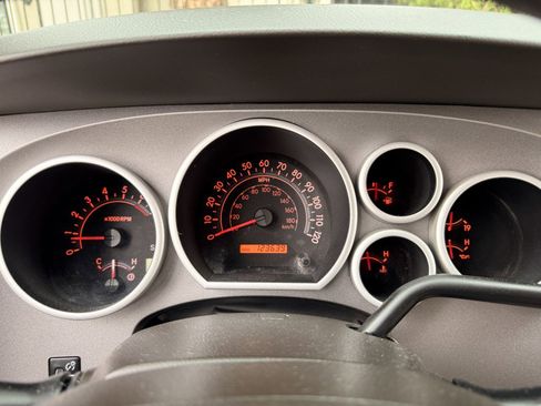 Used 2011 Toyota Tundra 2WD Double Cab w/ TRD Off-Road Pkg image 19