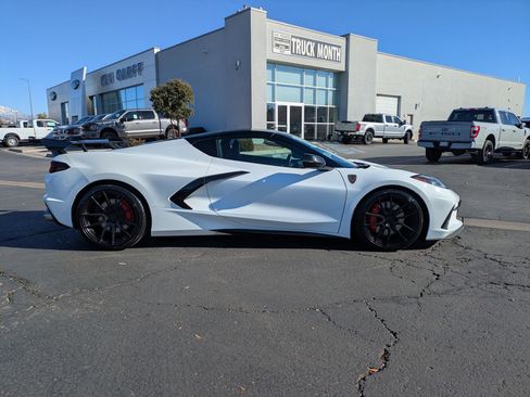 Used 2020 Chevrolet Corvette Stingray Preferred Cpe w/ 2LT Preferred Equipment Group image 2