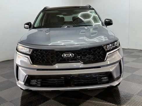 Used 2021 Kia Sorento EX w/ Panoramic Sunroof Package image 5