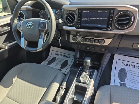 Certified 2020 Toyota Tacoma SR5 AWD/4WD image 20