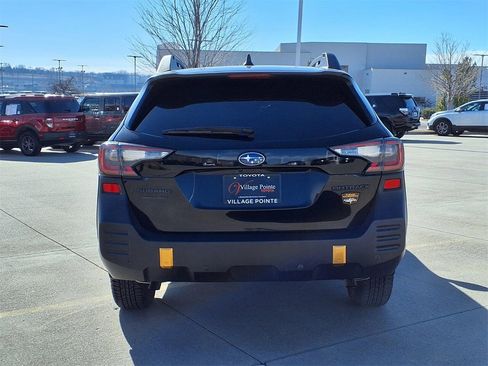 Used 2022 Subaru Outback Wilderness image 5
