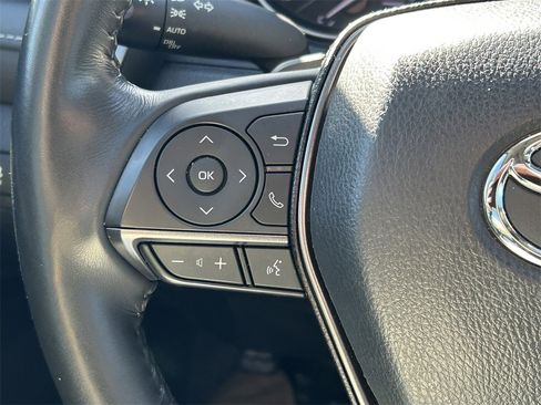 Used 2023 Toyota Camry SE image 33