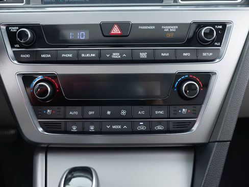 Used 2017 Hyundai Sonata Limited w/ Tech Package 03 FWD image 35