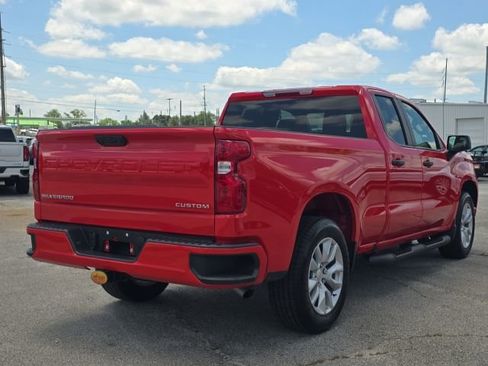 Used 2026 Chevrolet Silverado 1500 Custom RWD image 5