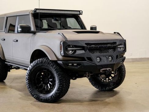 Used 2022 Ford Bronco Wildtrak AWD/4WD image 29