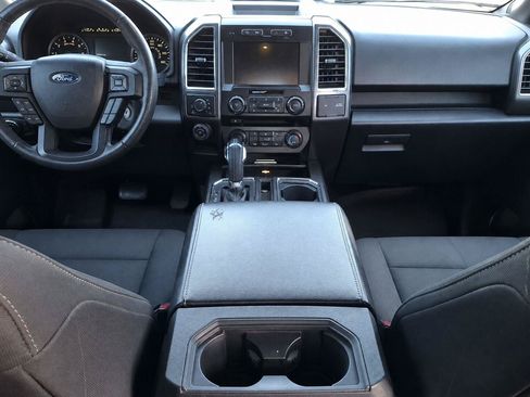 Used 2016 Ford F150 XLT w/ Equipment Group 302A Luxury AWD/4WD image 18