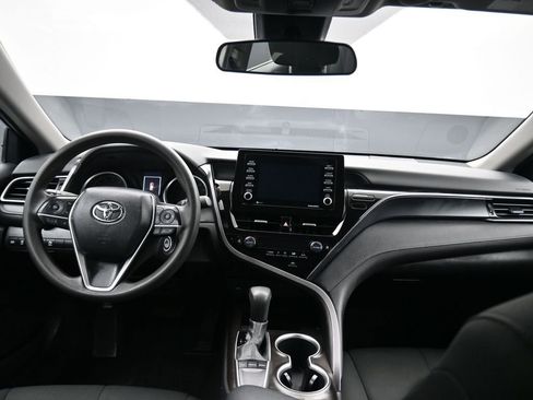 Used 2024 Toyota Camry LE FWD image 35
