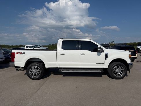 Used 2022 Ford F250 Lariat w/ Lariat Value Package AWD/4WD image 16