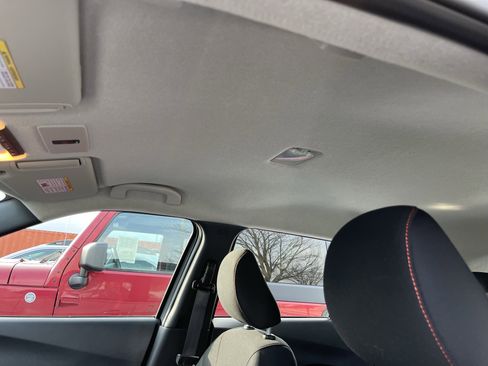 Used 2024 Nissan Kicks SR image 16