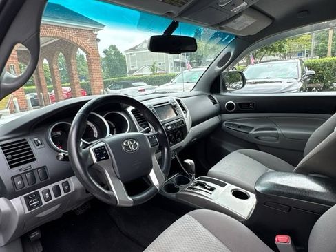 Used 2013 Toyota Tacoma 4x4 Double Cab w/ SR5 Pkg image 12