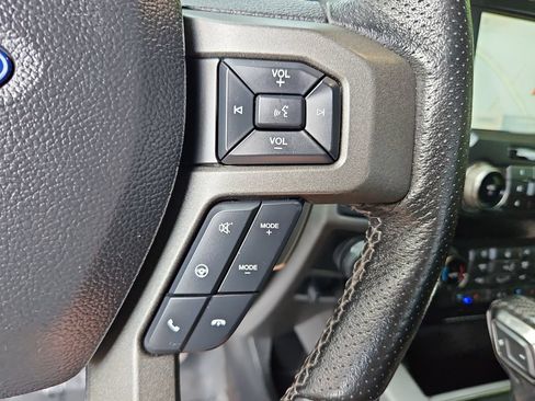 Used 2019 Ford F150 Raptor w/ Equipment Group 802A Luxury AWD/4WD image 12