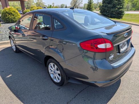 Used 2011 Ford Fiesta SE w/ 203A Rapid Spec Order Code FWD image 7