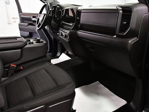 Used 2023 Chevrolet Silverado 1500 LT w/ Protection Package image 27