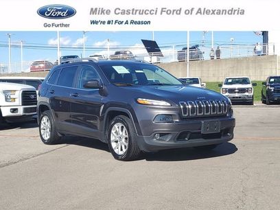 Used 2016 Jeep Cherokee Latitude w/ Cold Weather Group