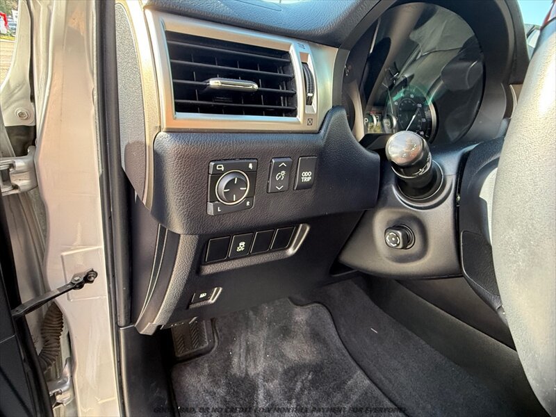 Used 2010 Lexus GX 460 w/ Convenience Pkg AWD/4WD image 27