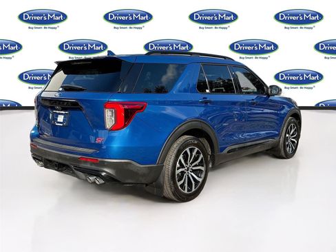 Used 2020 Ford Explorer ST w/ Premium Technology Package image 8