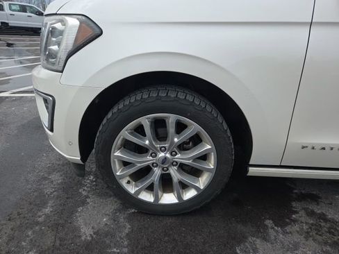 Used 2018 Ford Expedition Platinum image 17