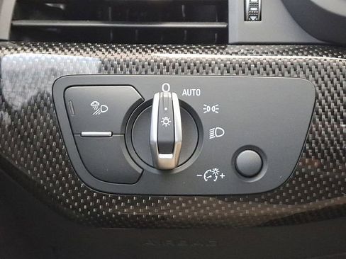 Used 2022 Audi S4 Premium image 26