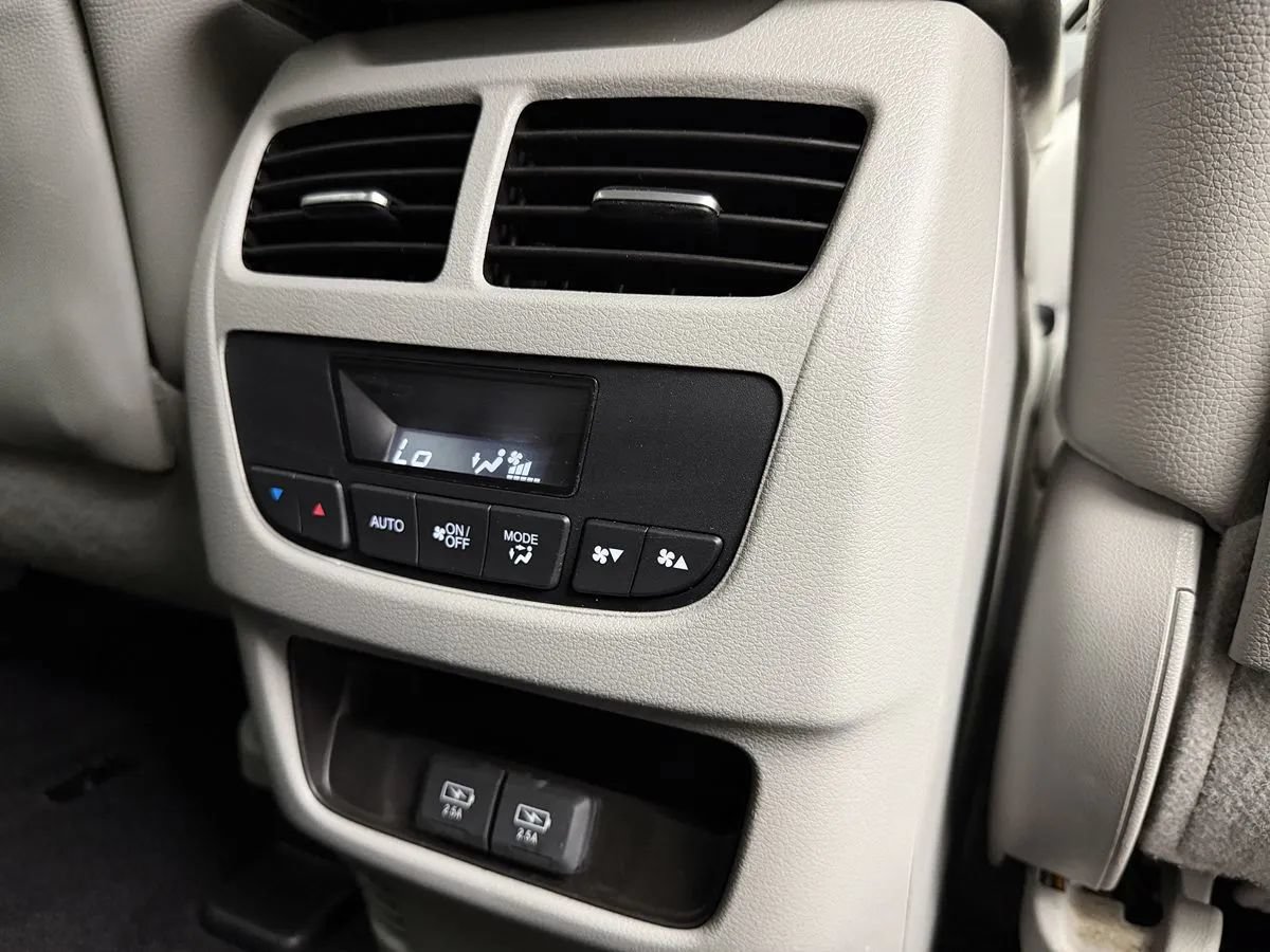 Used 2020 Acura MDX w/ Technology Package AWD/4WD image 28