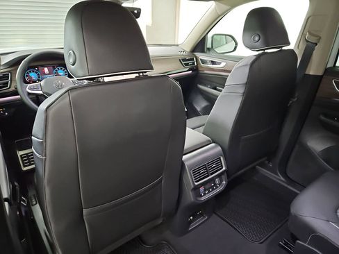 New 2026 Volkswagen Atlas SEL Premium R-Line AWD/4WD image 18