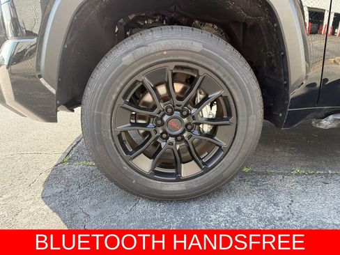 Used 2024 Toyota Tundra SR5 w/ SR5 Convenience Package AWD/4WD image 4
