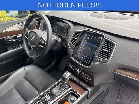 Used 2019 Volvo XC90 T5 Momentum w/ Multimedia Package image 22