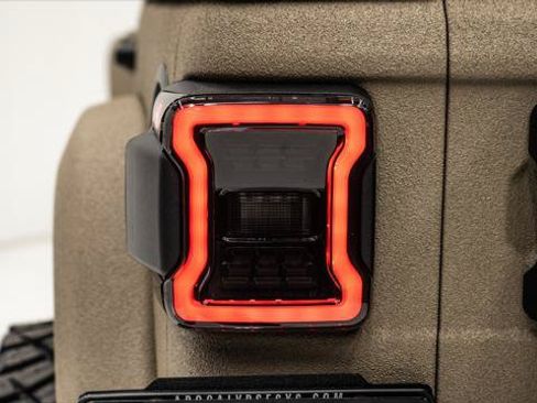 Used 2026 Jeep Wrangler Unlimited Sport AWD/4WD image 8