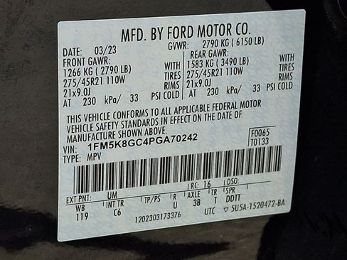Used 2023 Ford Explorer ST w/ Equipment Group 401A AWD/4WD image 32