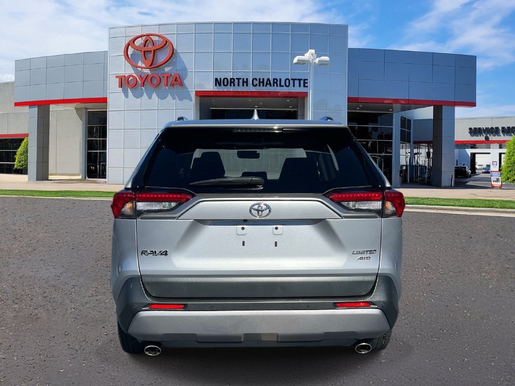 Used 2020 Toyota RAV4 Limited AWD/4WD image 6