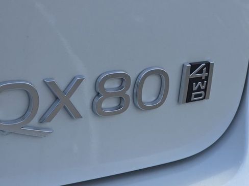 New 2026 INFINITI QX80 Luxe image 13