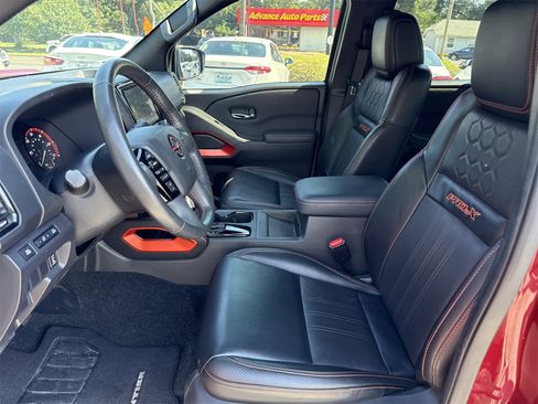 Used 2023 Nissan Frontier Pro-X w/ Pro-X Premium Package image 9