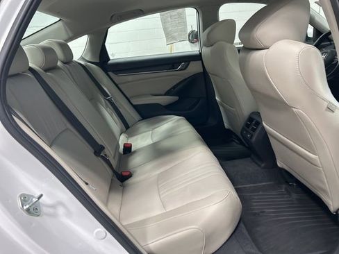 Certified 2022 Honda Accord EX-L image 18