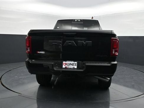 New 2026 RAM 2500 Big Horn AWD/4WD image 8
