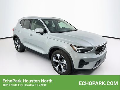 Used 2025 Volvo XC40 B5 Plus