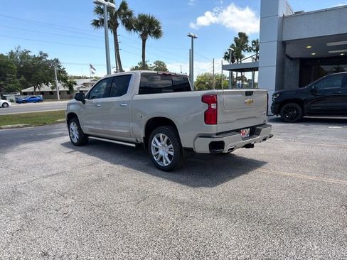 New 2026 Chevrolet Silverado 1500 High Country AWD/4WD image 9