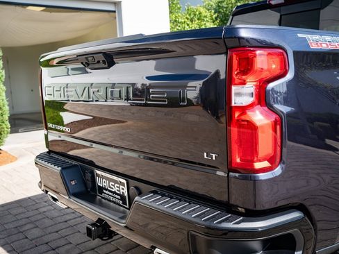 Used 2024 Chevrolet Silverado 1500 LT Trail Boss w/ Convenience Package II image 18