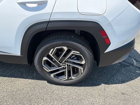 New 2026 Hyundai Tucson Limited AWD/4WD image 13