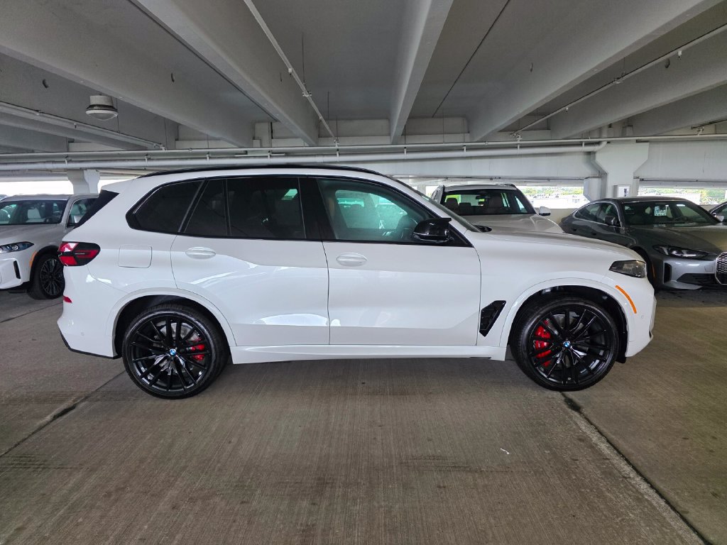 New 2026 BMW X5 M60i w/ Executive Package AWD/4WD image 3