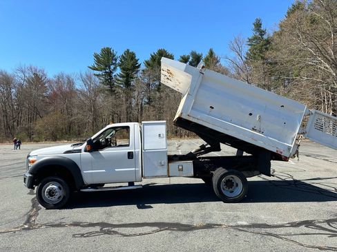 Used 2013 Ford F550 4x4 Regular Cab Super Duty w/ Payload Upgrade Pkg image 4
