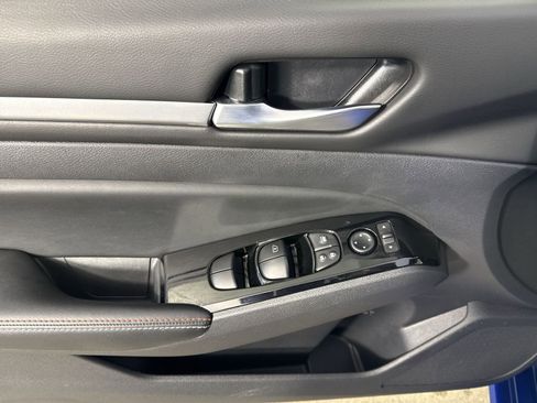 Certified 2025 Nissan Altima 2.5 SR w/ SR Premium Package image 23