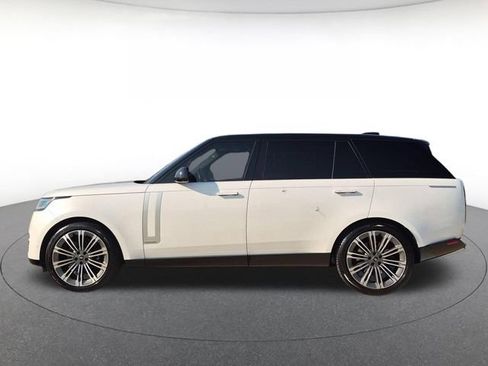 Used 2023 Land Rover Range Rover Long Wheelbase Autobiography AWD/4WD image 8