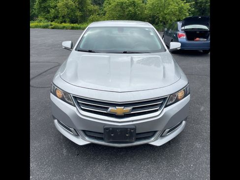 Used 2016 Chevrolet Impala LT FWD image 1